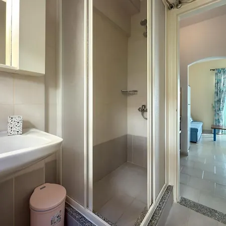 Anya 156- Blue Private Homes Apartman Glifáda