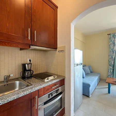 Anya 156- Blue Private Homes * Glifáda